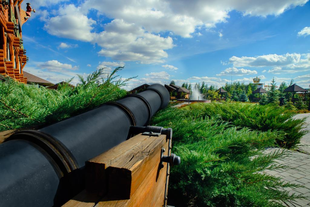 Petrovskyi Brovar 3*