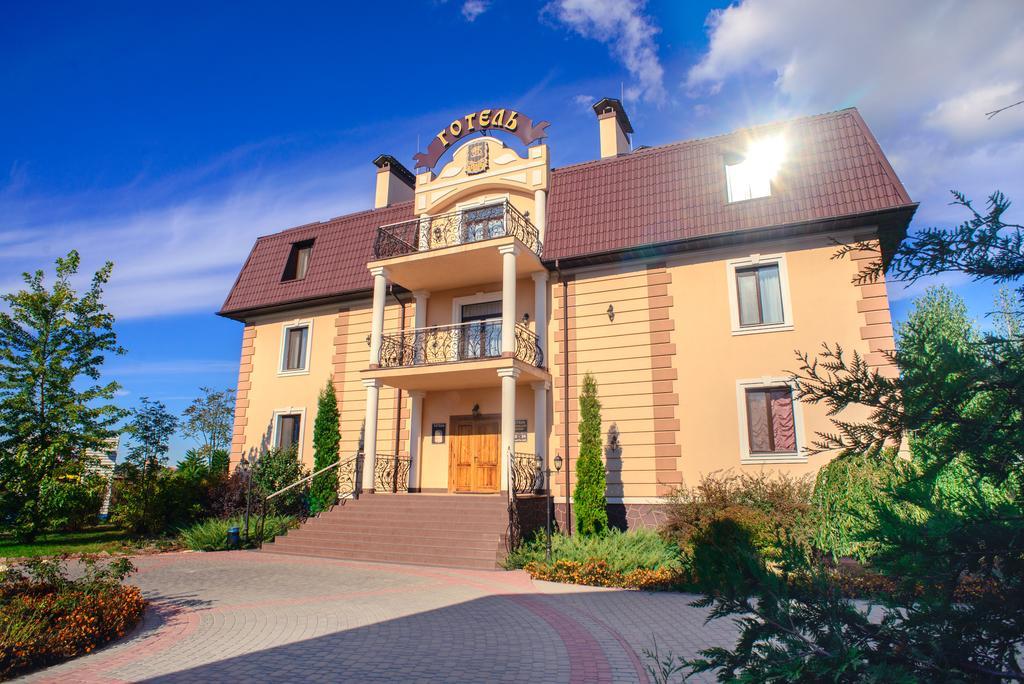Petrovskyi Brovar 3*